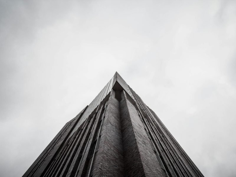 Arquitecto Lazarte Vizcaya low angle photo of high-rise building